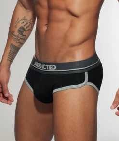 Addicted Curve Brief