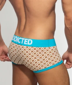 Addicted Geometric Trunk