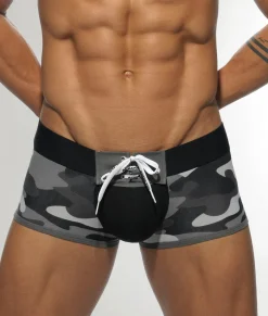 Addicted Tie-up Trunk