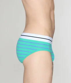Bluebuck Nautical 25 Brief