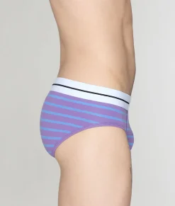 Bluebuck Nautical 25 Brief