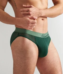 Teamm8 Casanova Brief