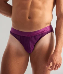Teamm8 Casanova Brief