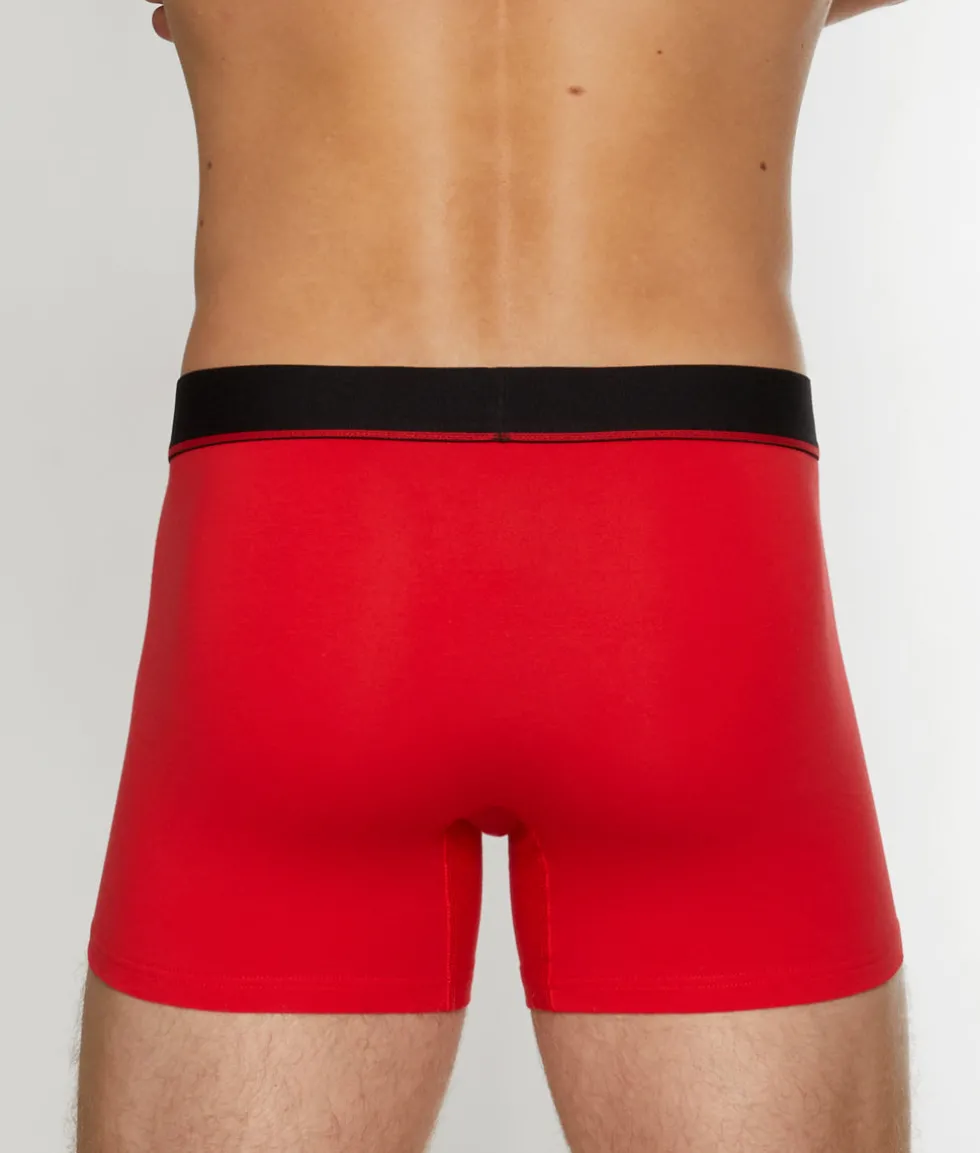 Unsimply Stitched Solid Trunk